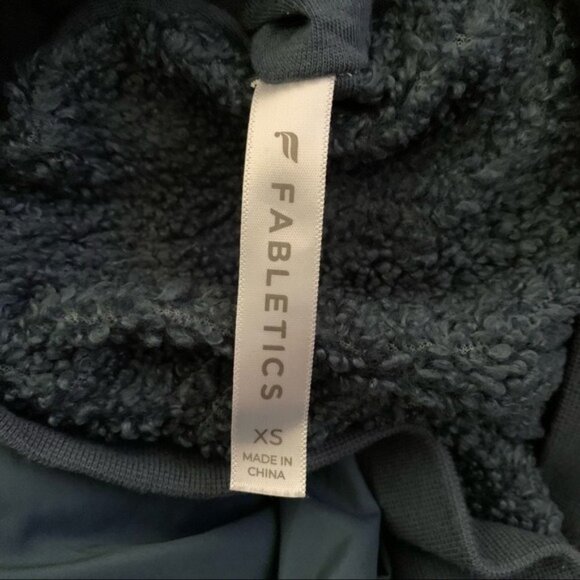 - Fabletics Jacket Size XS - Picture 9 of 14